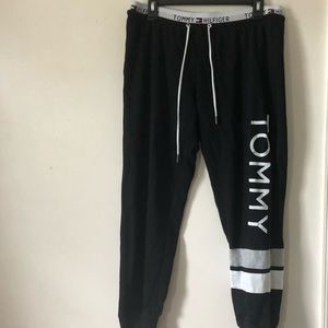 Tommy Hilfiger joggers